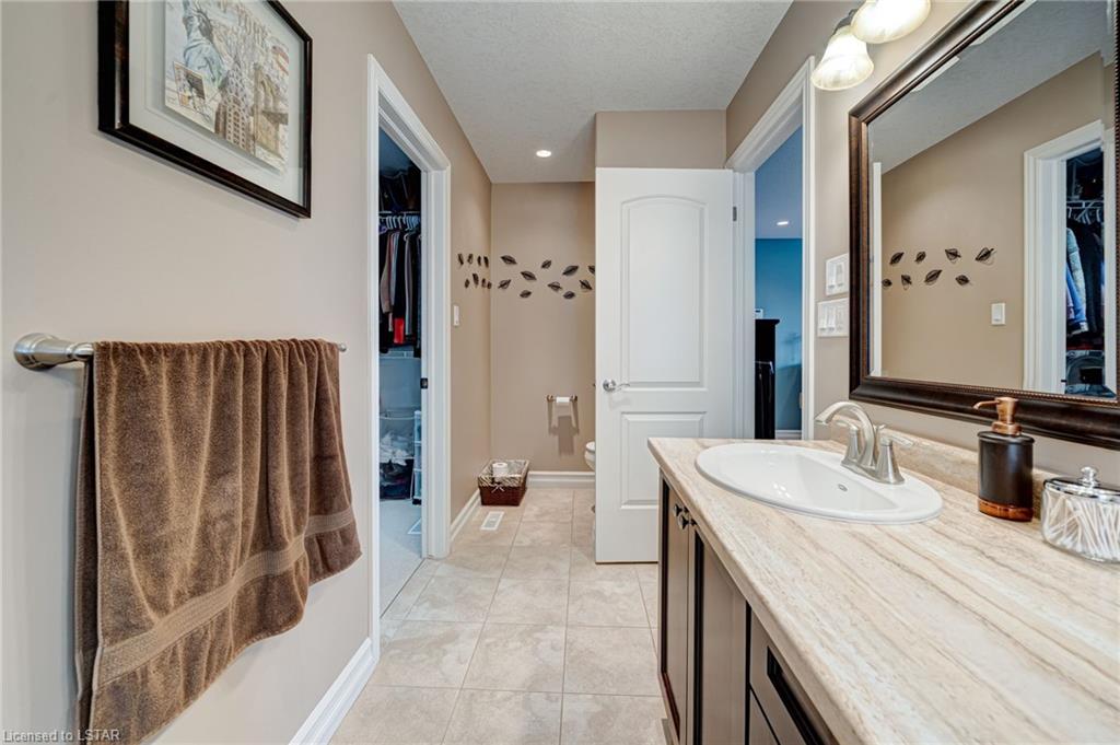 2706 Bateman Trail
