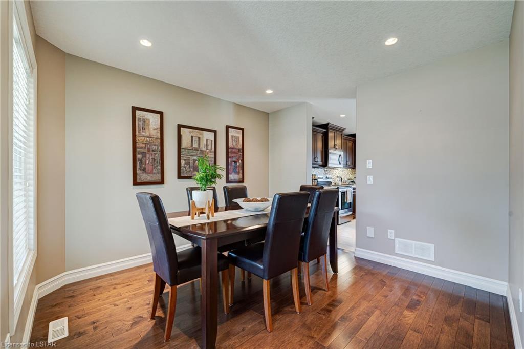 2706 Bateman Trail