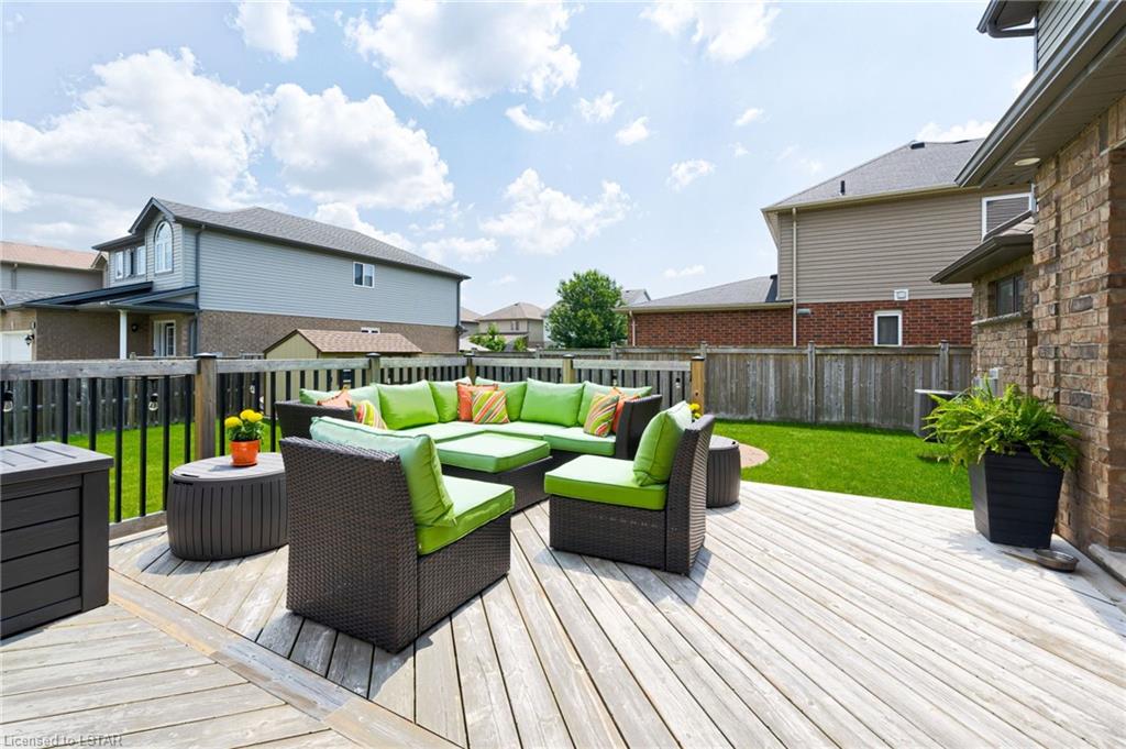 2706 Bateman Trail