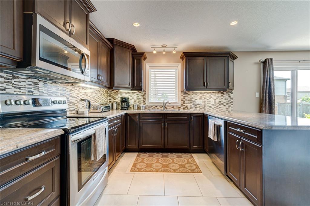 2706 Bateman Trail