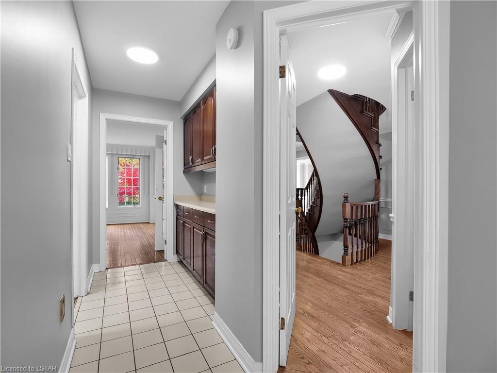 1577 Hillside Drive