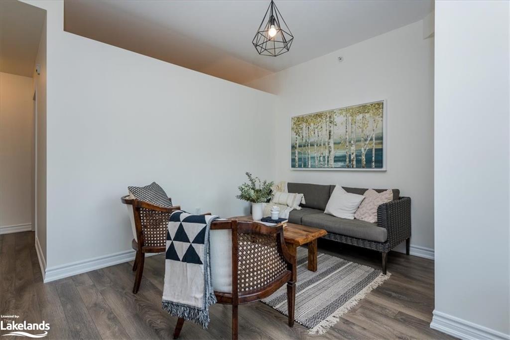 7 Greenwich Street, #310