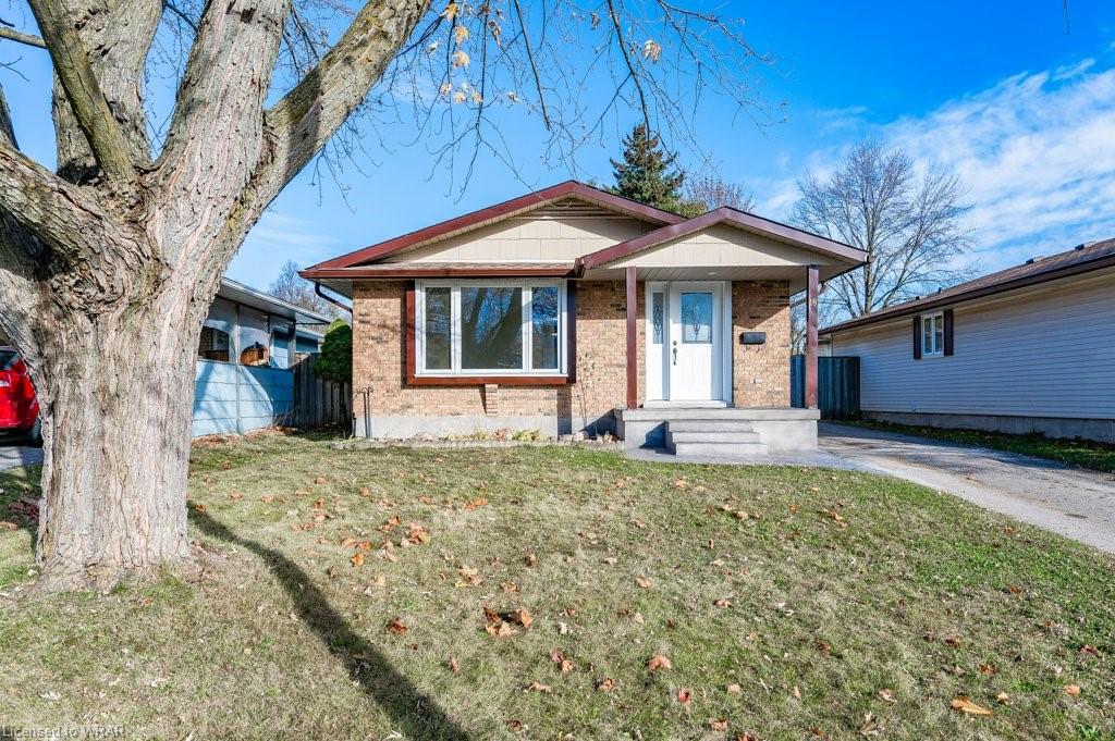18 Geneva Crescent