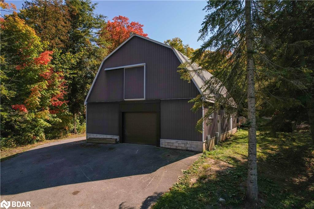 1050 Shoreview Drive