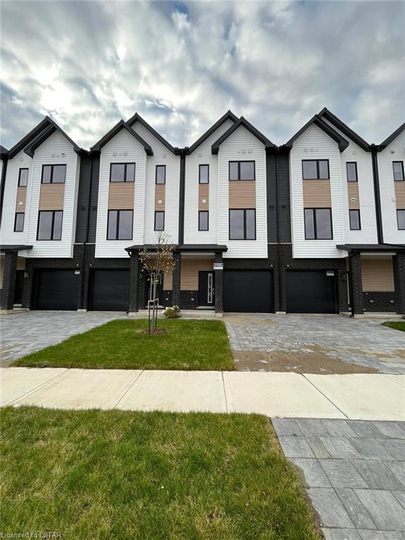 1595 Capri Crescent, #24