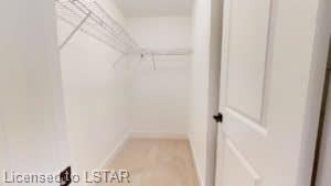 963 Deveron Crescent