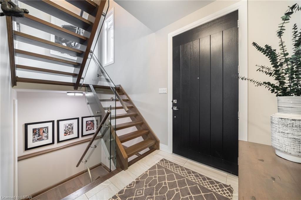 433 Hyde Park Road, #8