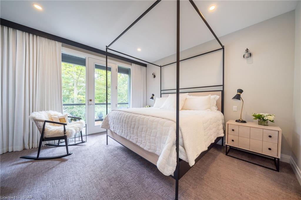 433 Hyde Park Road, #8