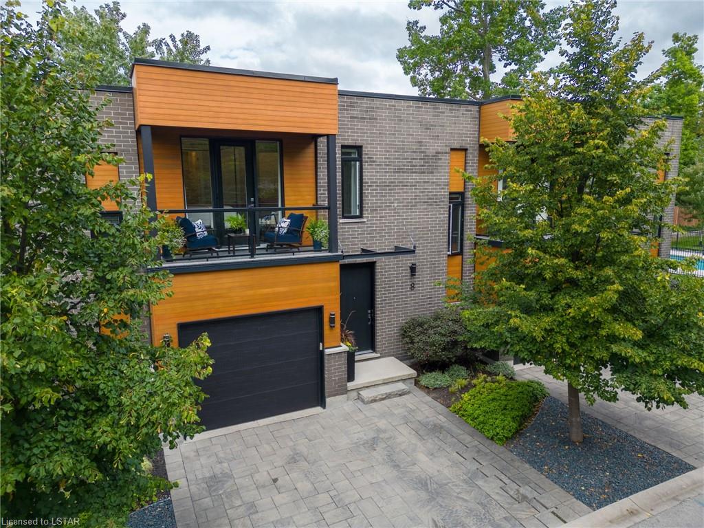 433 Hyde Park Road, #8