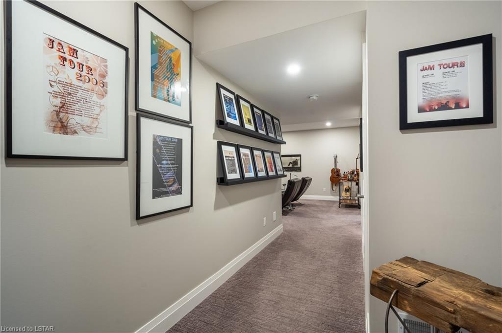 433 Hyde Park Road, #8