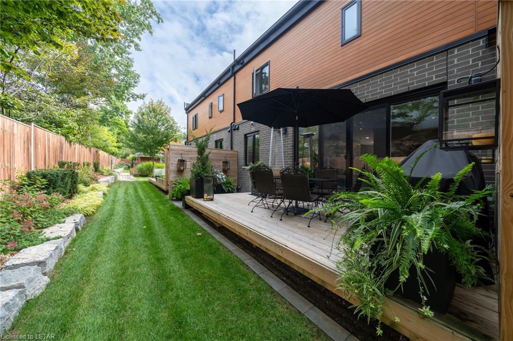433 Hyde Park Road, #8