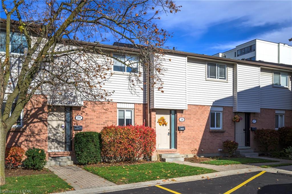 215 Commissioners Road, #18