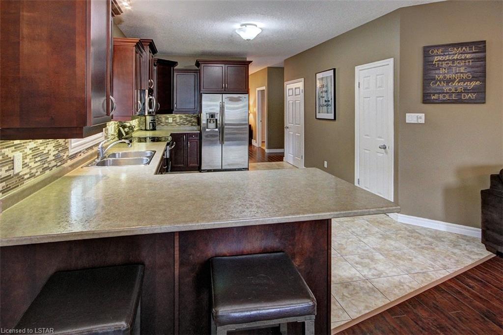 1152 Oakcrossing Road, #MAIN