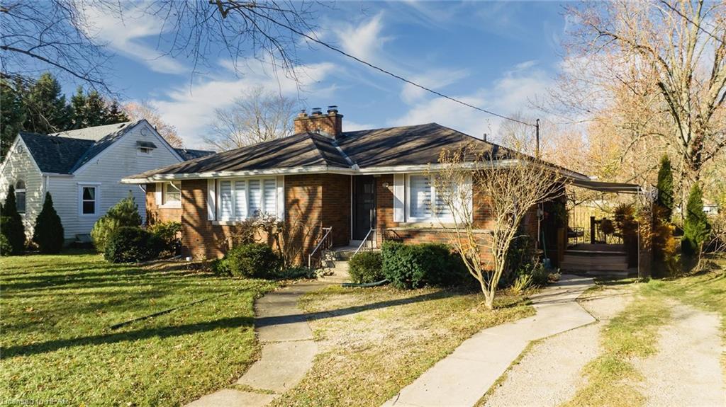 278 John Street N