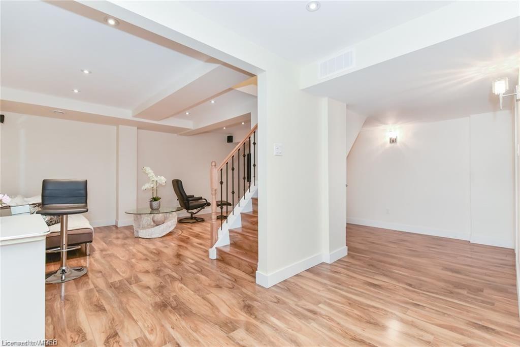 516 Westheights Drive