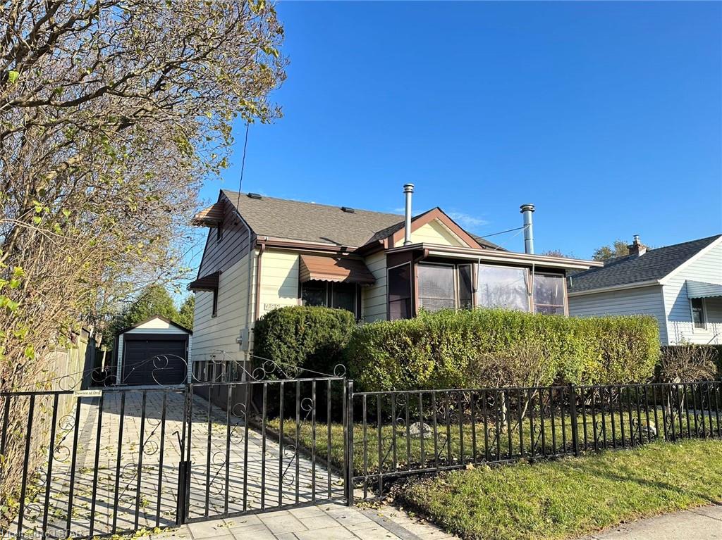 288 Vancouver Street