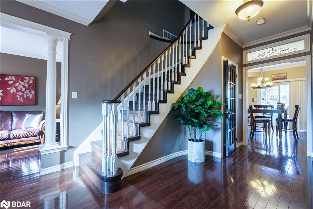 14 Pinecliff Crescent