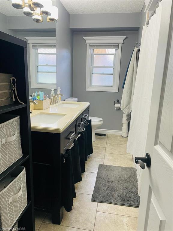 258 Shelley Drive, #Main