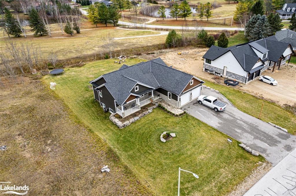 6 Deanna Drive