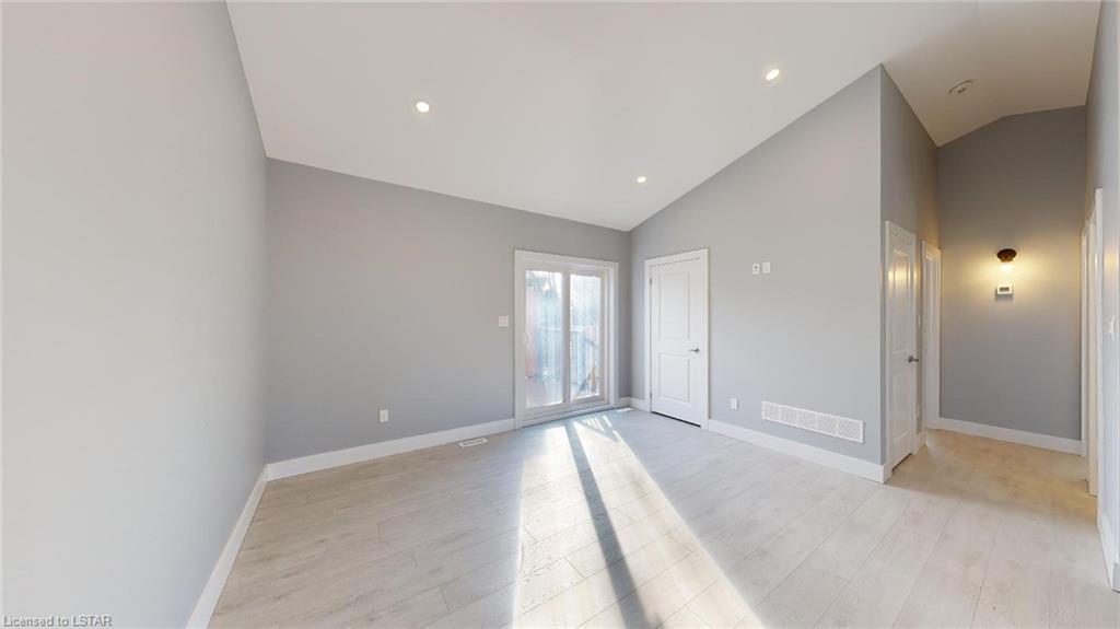 77 Godfrey Drive