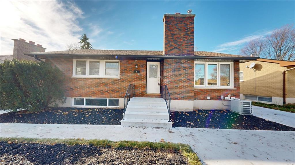 77 Godfrey Drive