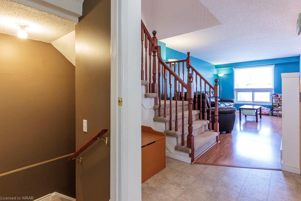1130 Copper Leaf Crescent