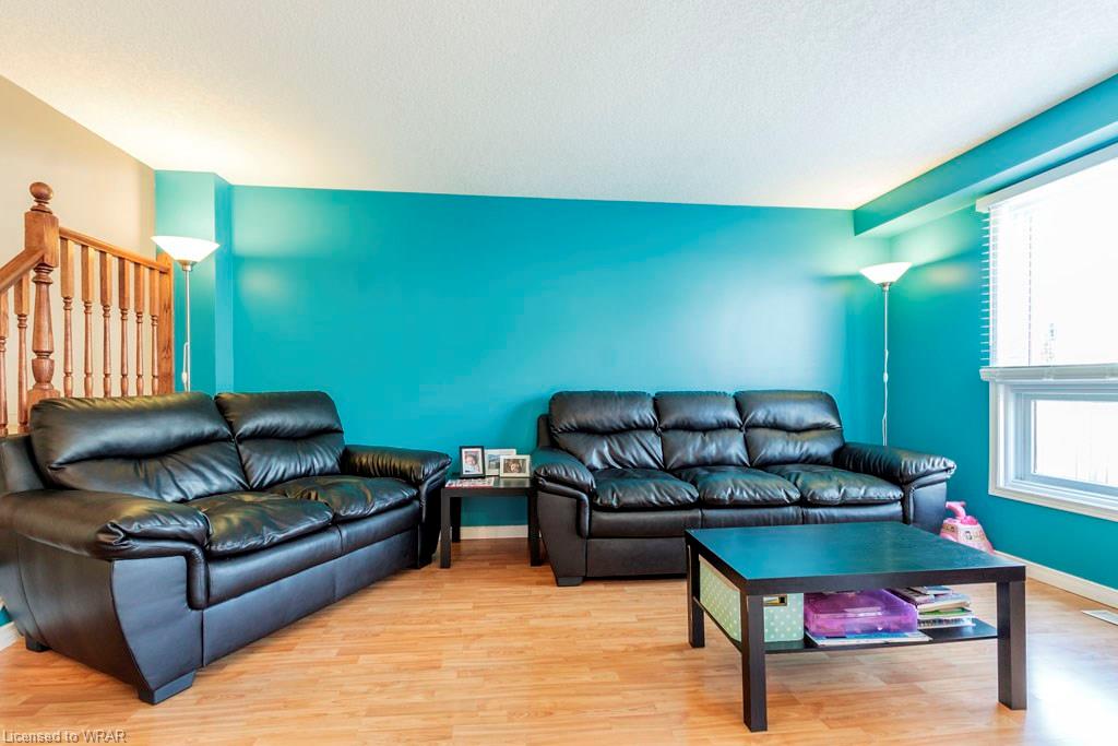 1130 Copper Leaf Crescent
