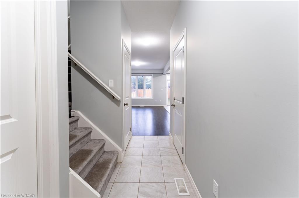 236 Links Crescent