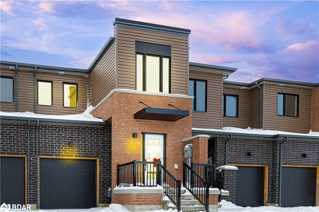 147 Turnberry Lane