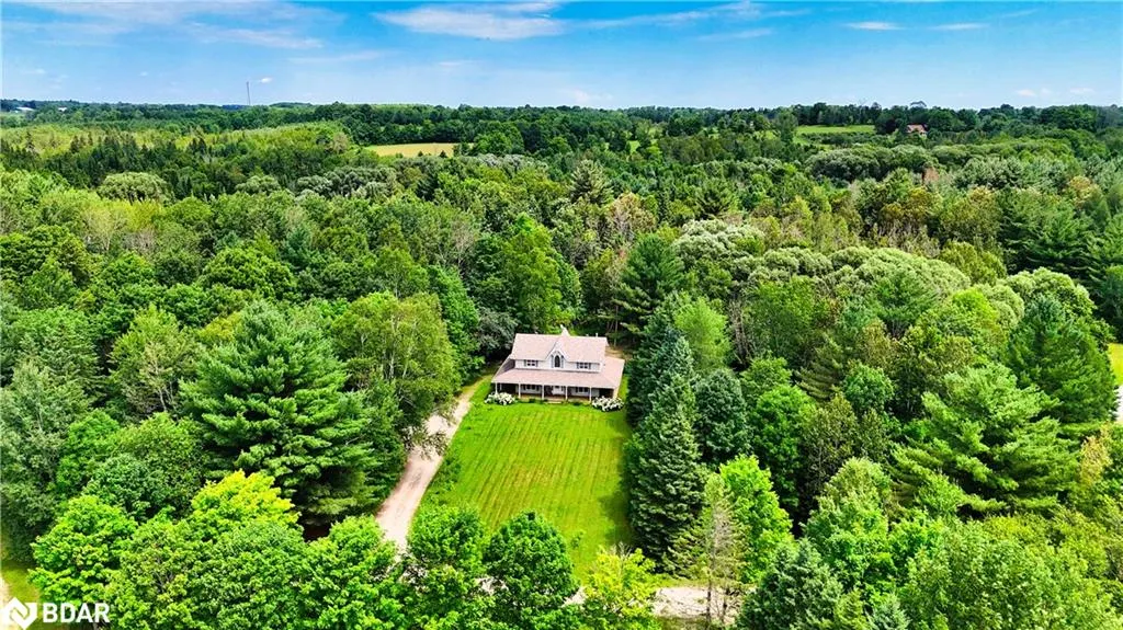 1390 Warminster Sideroad