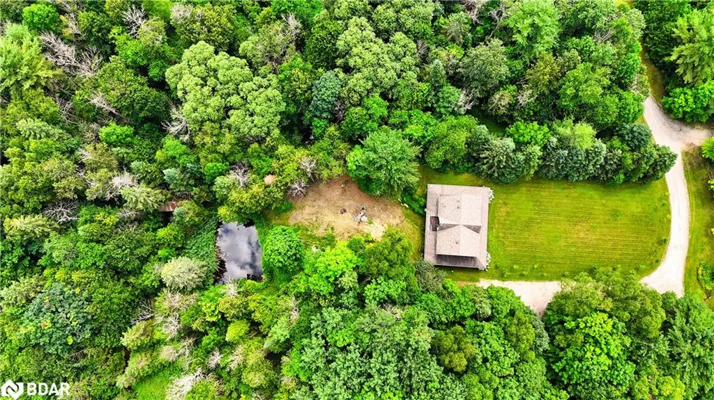 1390 Warminster Sideroad