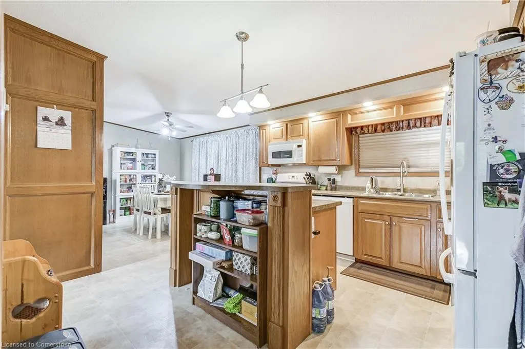 1161 4th Concession Rd W