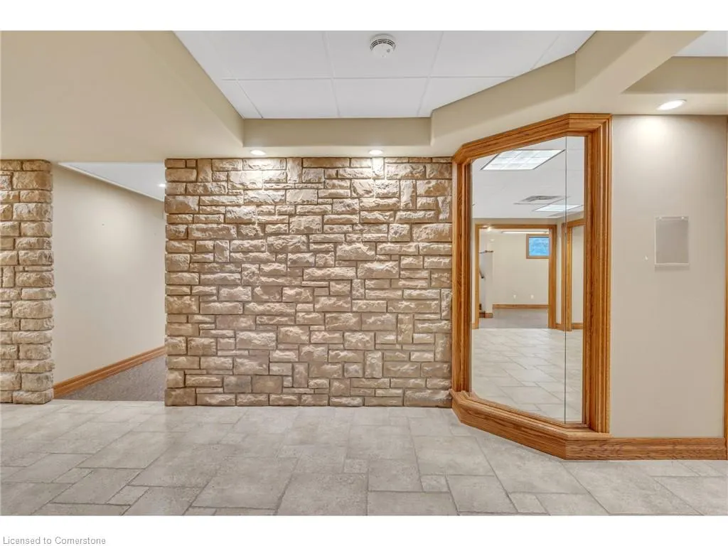 735 Bridge Street W