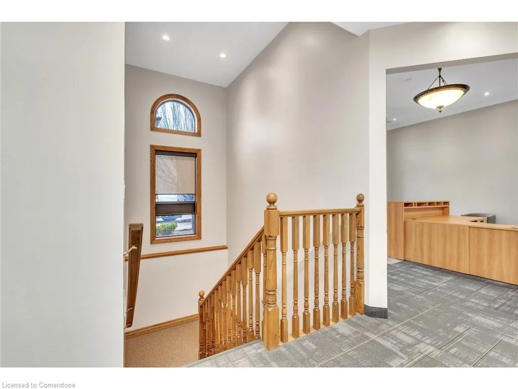 735 Bridge Street W
