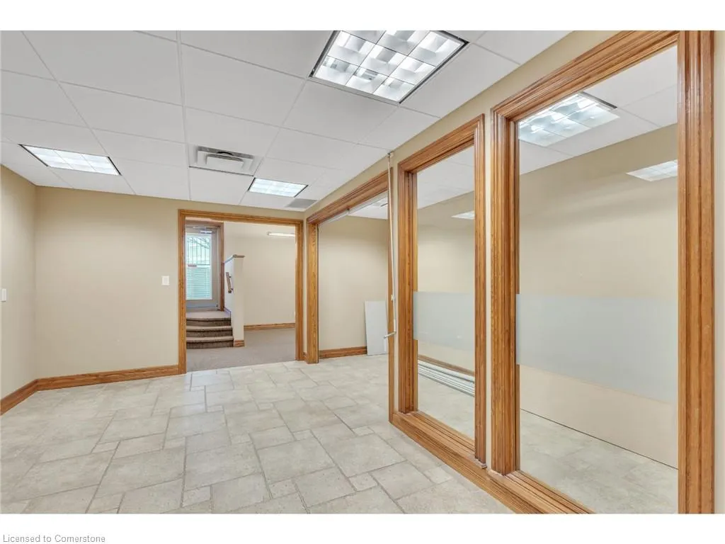 735 Bridge Street W