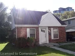 342 King Street N