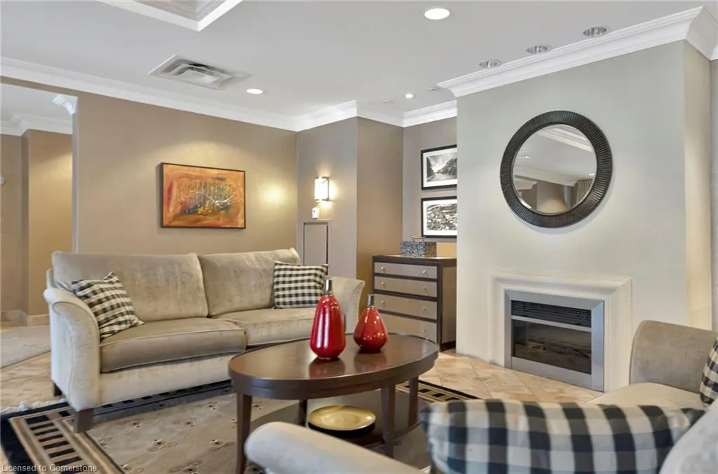 4000 Creekside Drive, #203