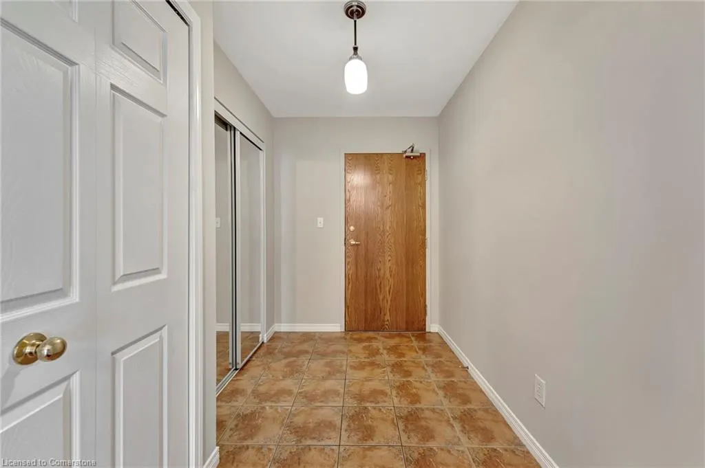 4000 Creekside Drive, #203