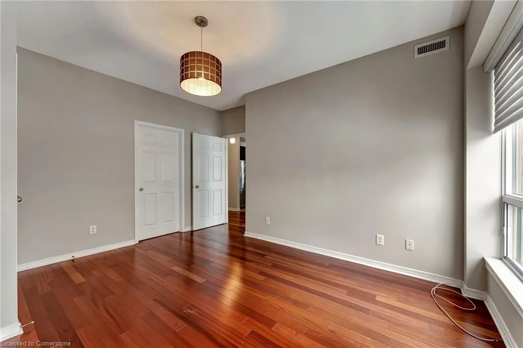 4000 Creekside Drive, #203