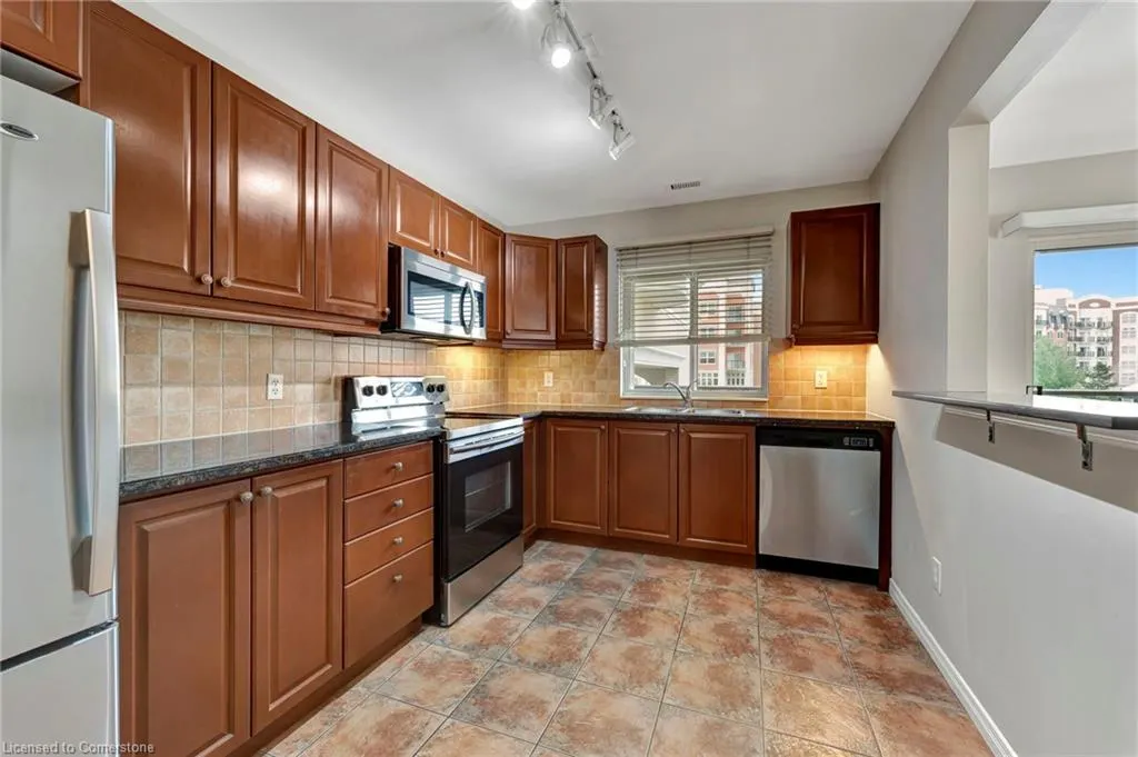 4000 Creekside Drive, #203
