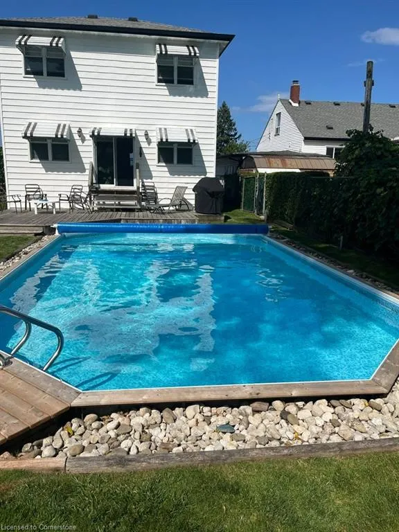 1 Tupper Boulevard
