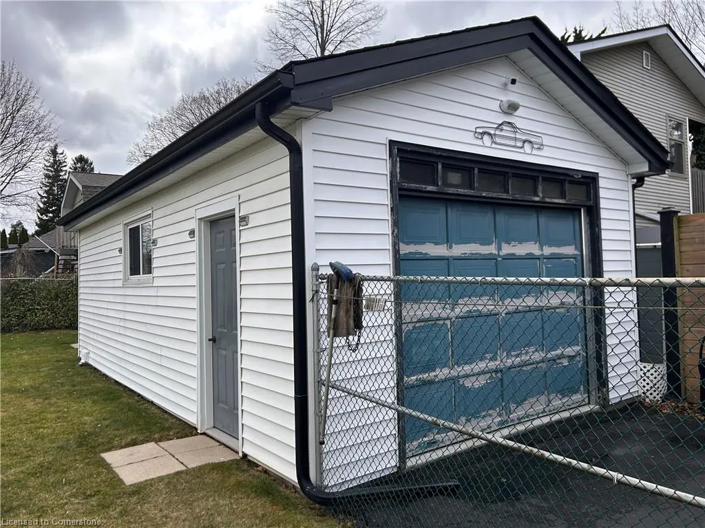 1 Tupper Boulevard
