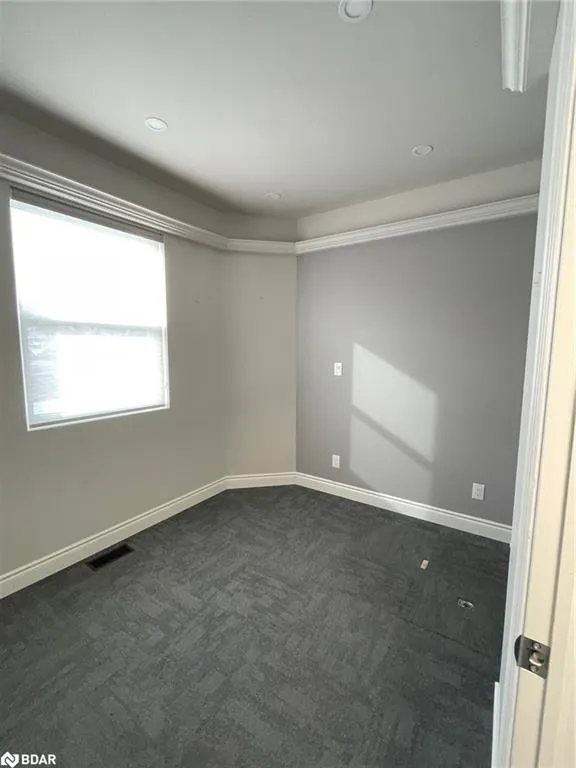 138 & 146 Mississaga Street W