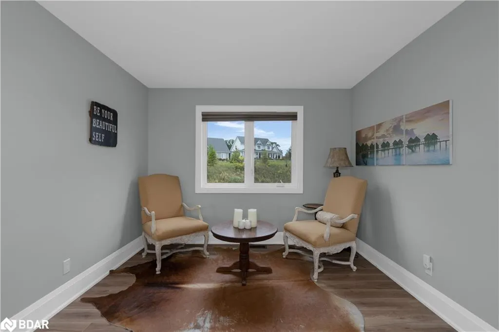 28 Thoroughbred Drive