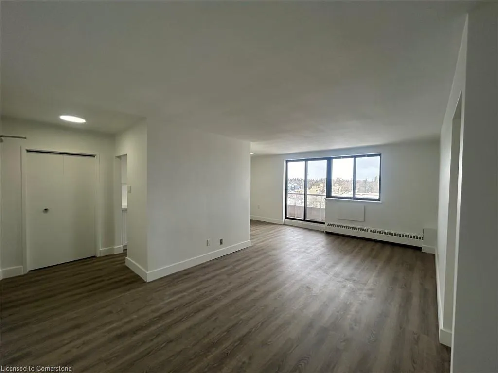 671 Woolwich Street, #602