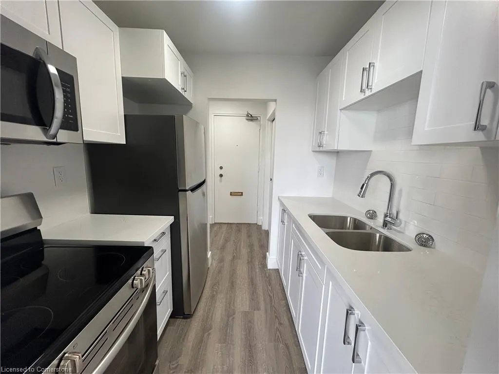 671 Woolwich Street, #602
