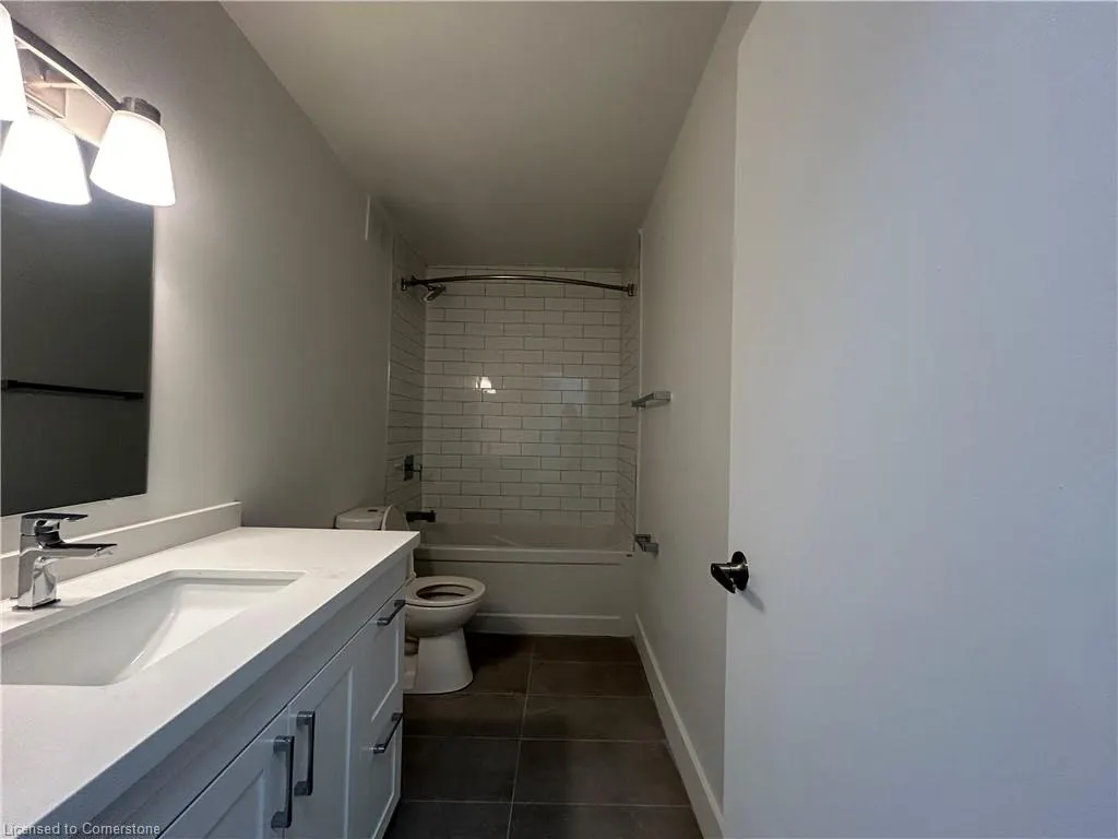671 Woolwich Street, #602