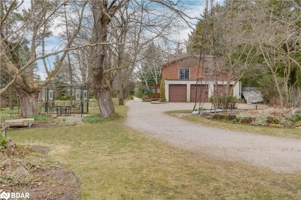 7089 5th Sideroad