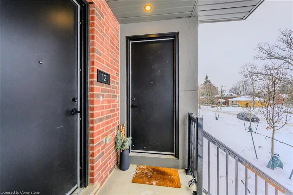 99 Roger Street, #11