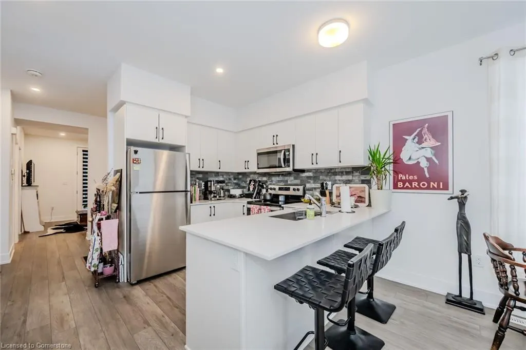 99 Roger Street, #11
